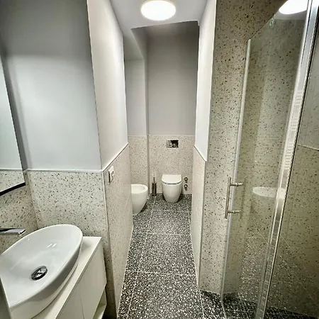 Casa San Maurizio - Centro Apartment *